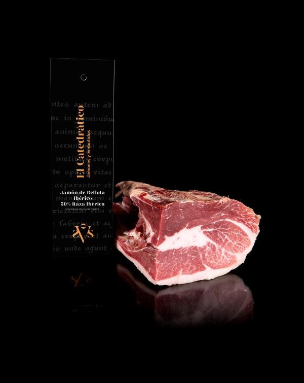 Talon de Jambon de bellota ibérique 50% race ibérique (de 0.6 kg à 1.2 kg)